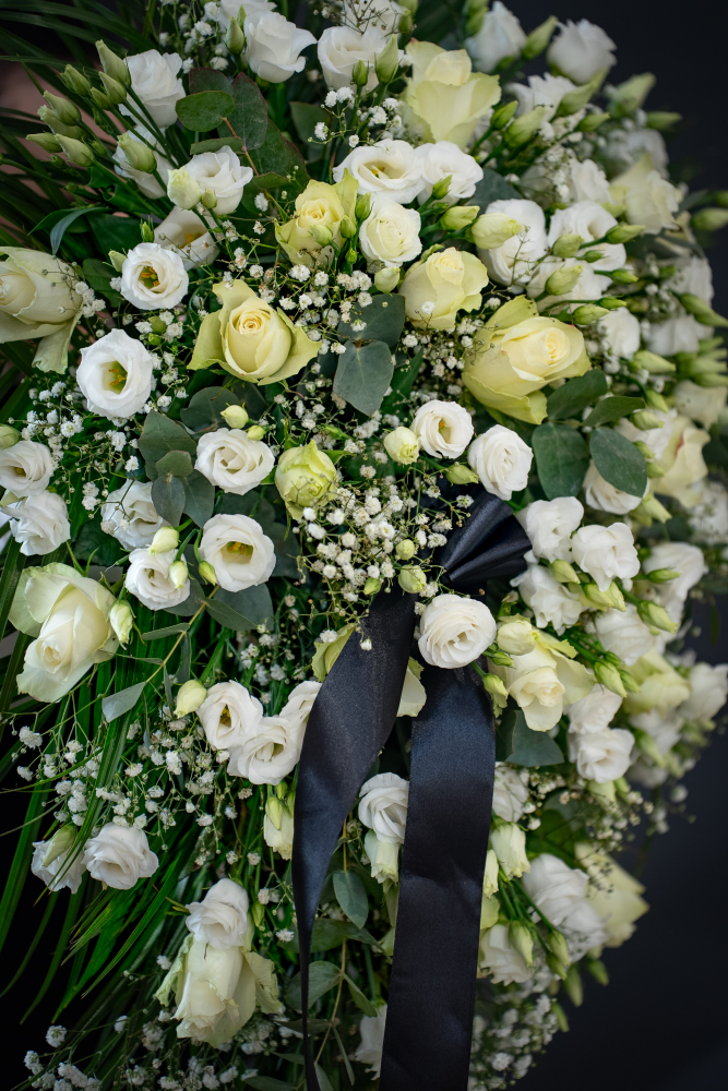 Funeral floristry WHITE ATHENA