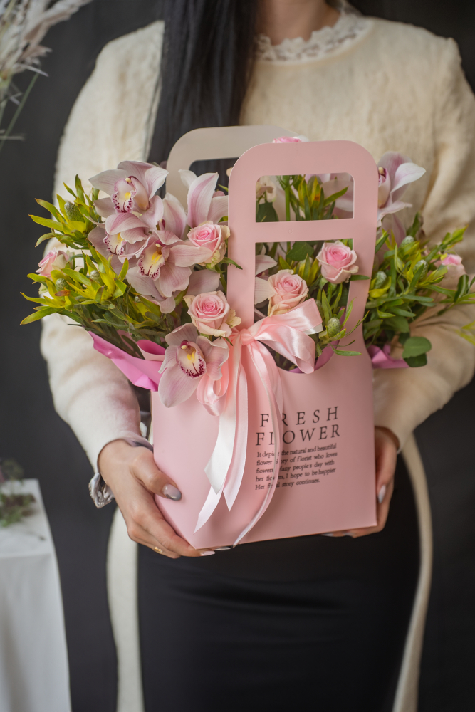 Цветочная коробка PINK FLOWER BAG