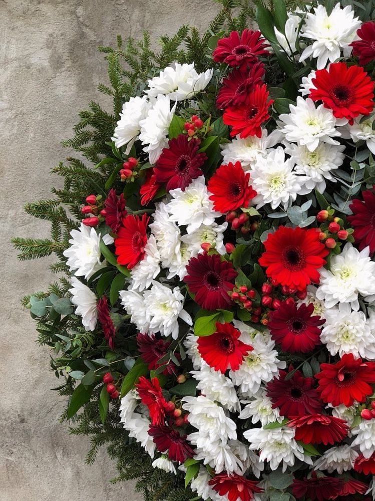 Funeral floristry RED & WHITE